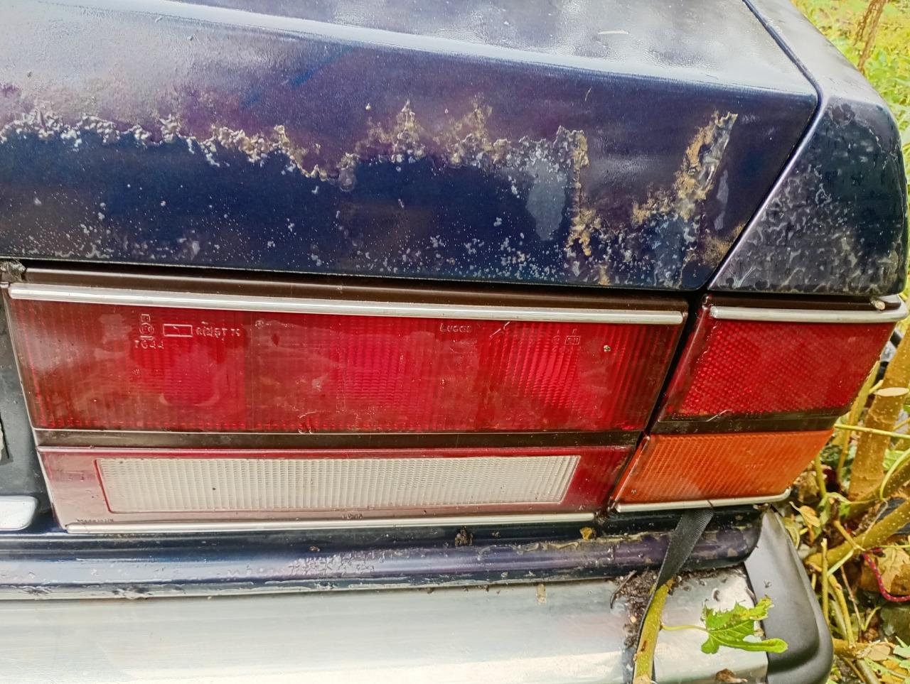 Feux BENTLEY Mulsanne LesAnciennes.com