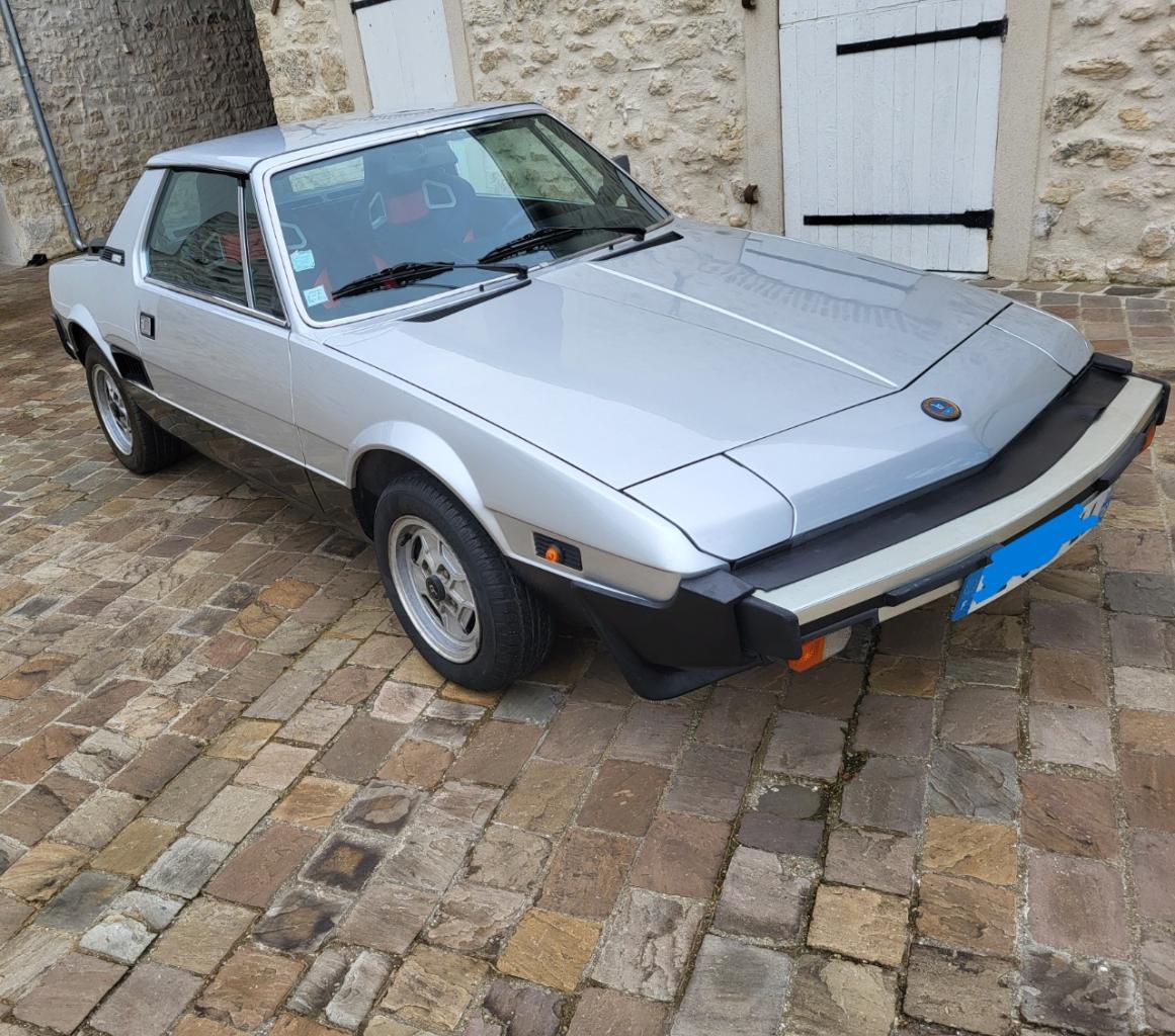 FIAT X1/9 Bertone Five speed - 1983 LesAnciennes.com