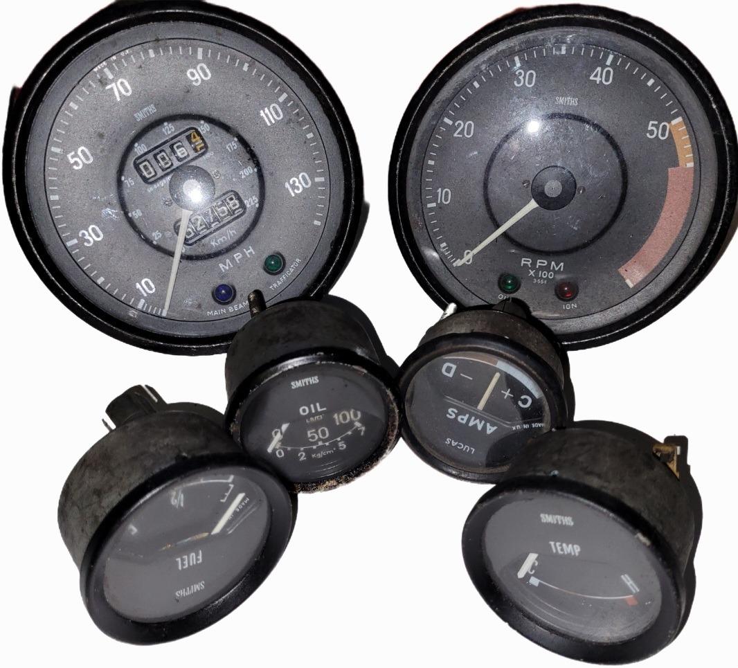 INSTRUMENTATION TRIUMPH TR5 TR250 TR6 AVANT 73 LesAnciennes.com