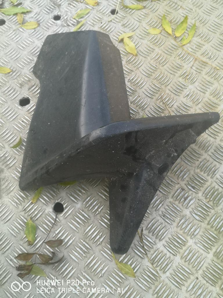 Coins de parechoc FIAT X1/9 LesAnciennes.com