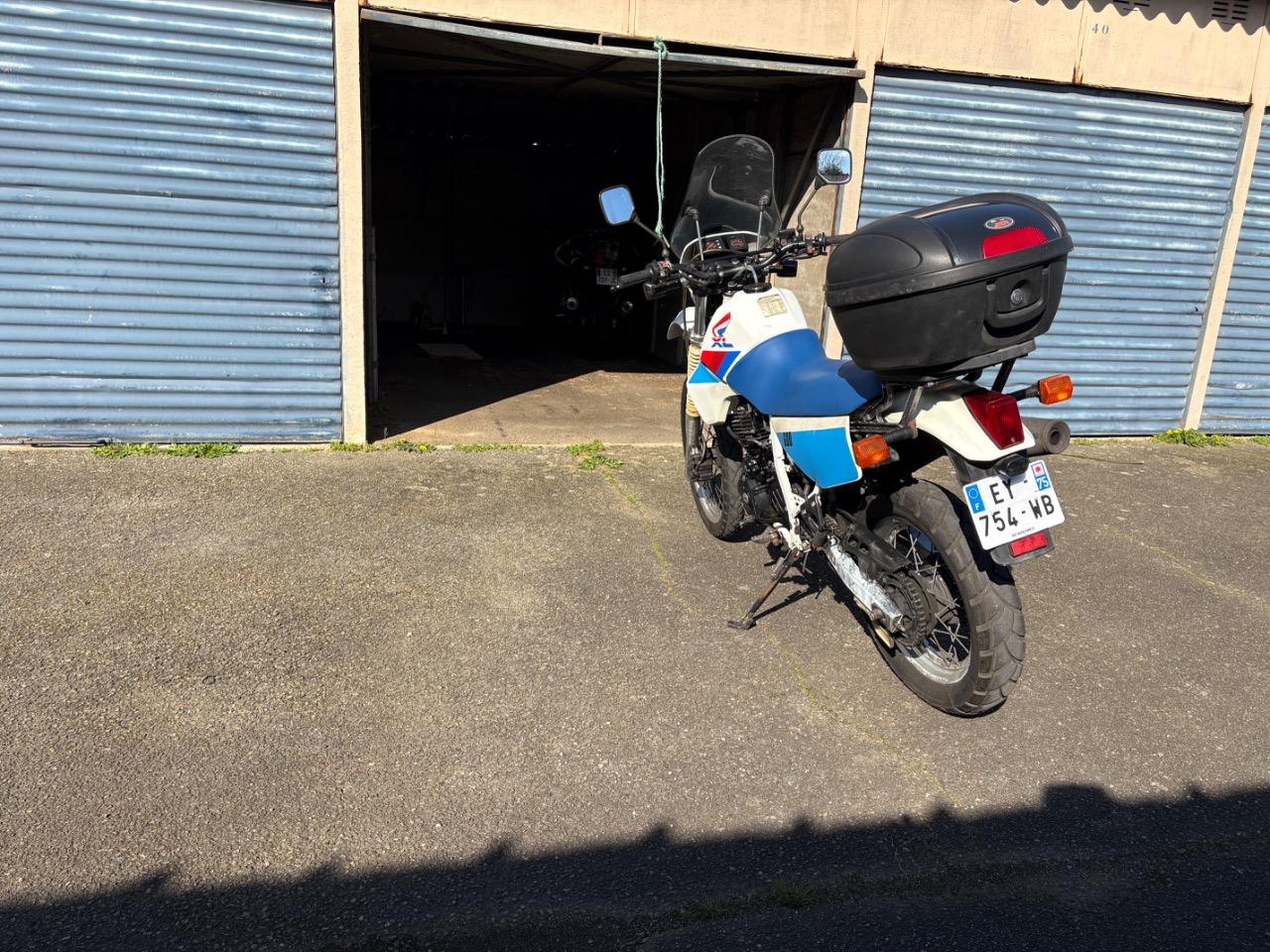 HONDA XL 600 RM - 1986 LesAnciennes.com