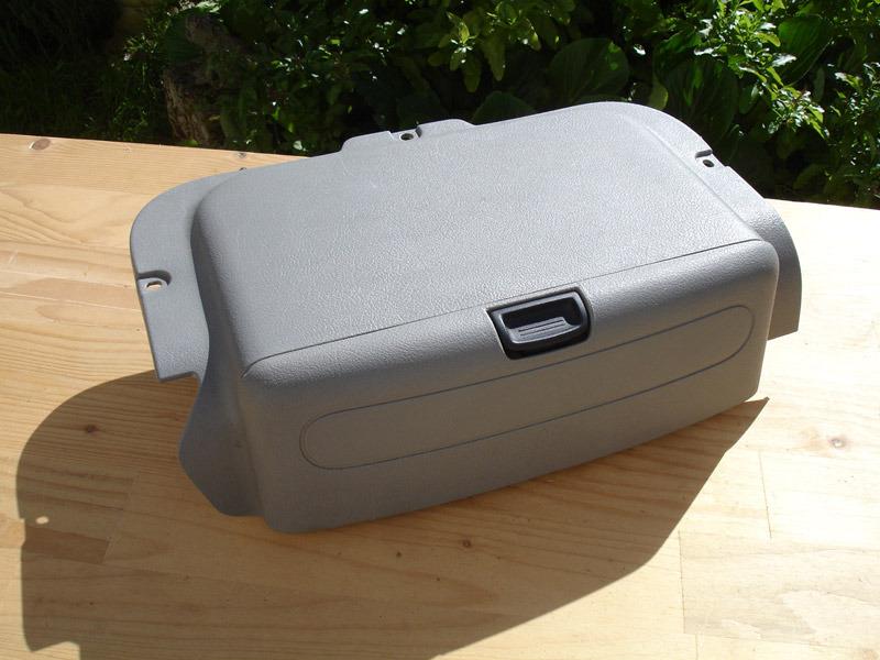 Chargeur 6 CD Alpine pour Renault Scenic LesAnciennes.com