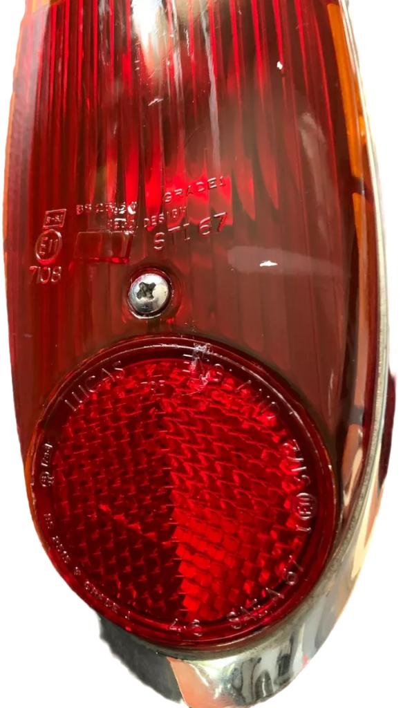 FEUX ARRIÈRE AUSTIN FX4 1100 1300 ADO16 LesAnciennes.com