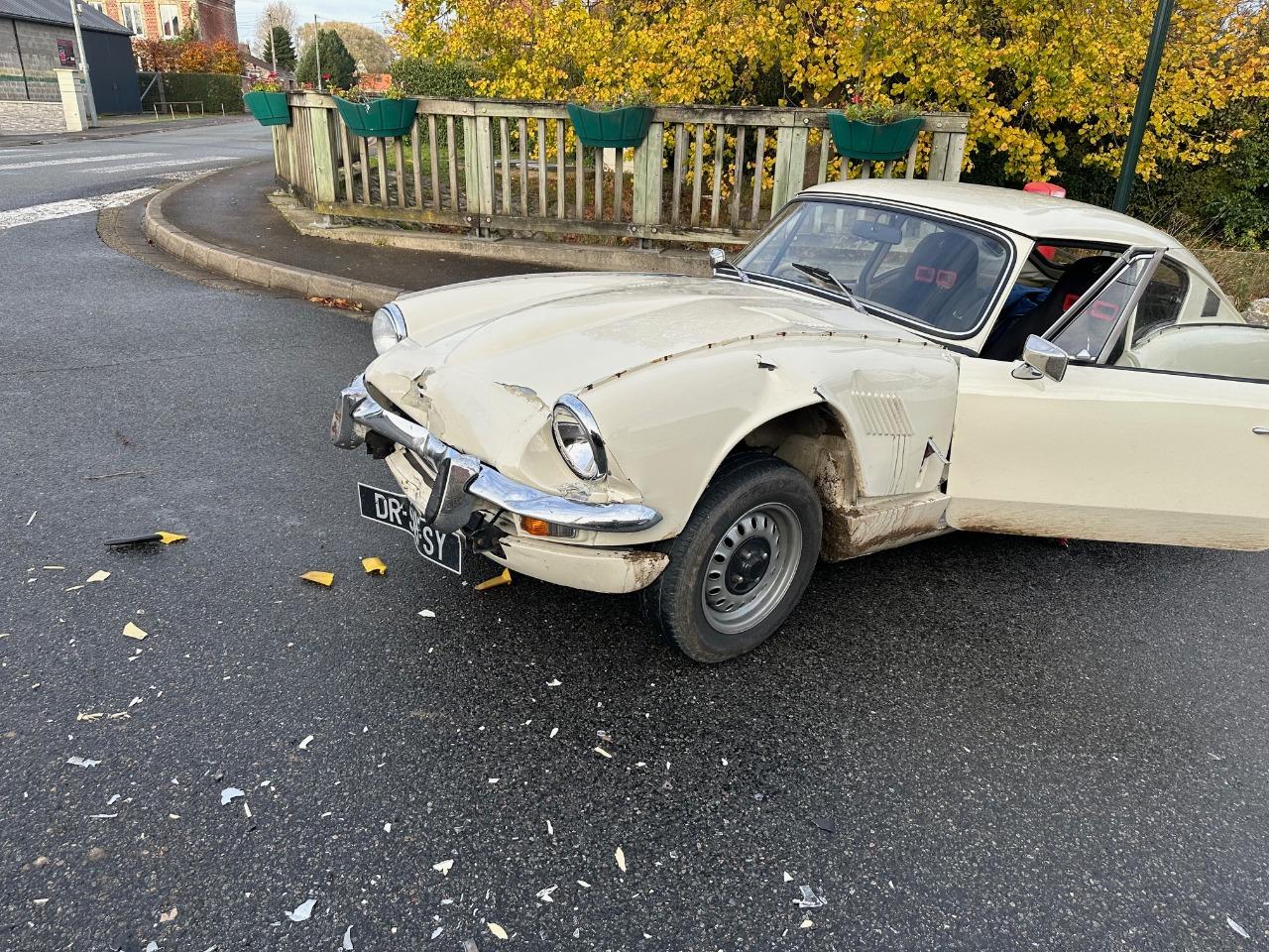 TRIUMPH GT6 MK2 - 1970 LesAnciennes.com