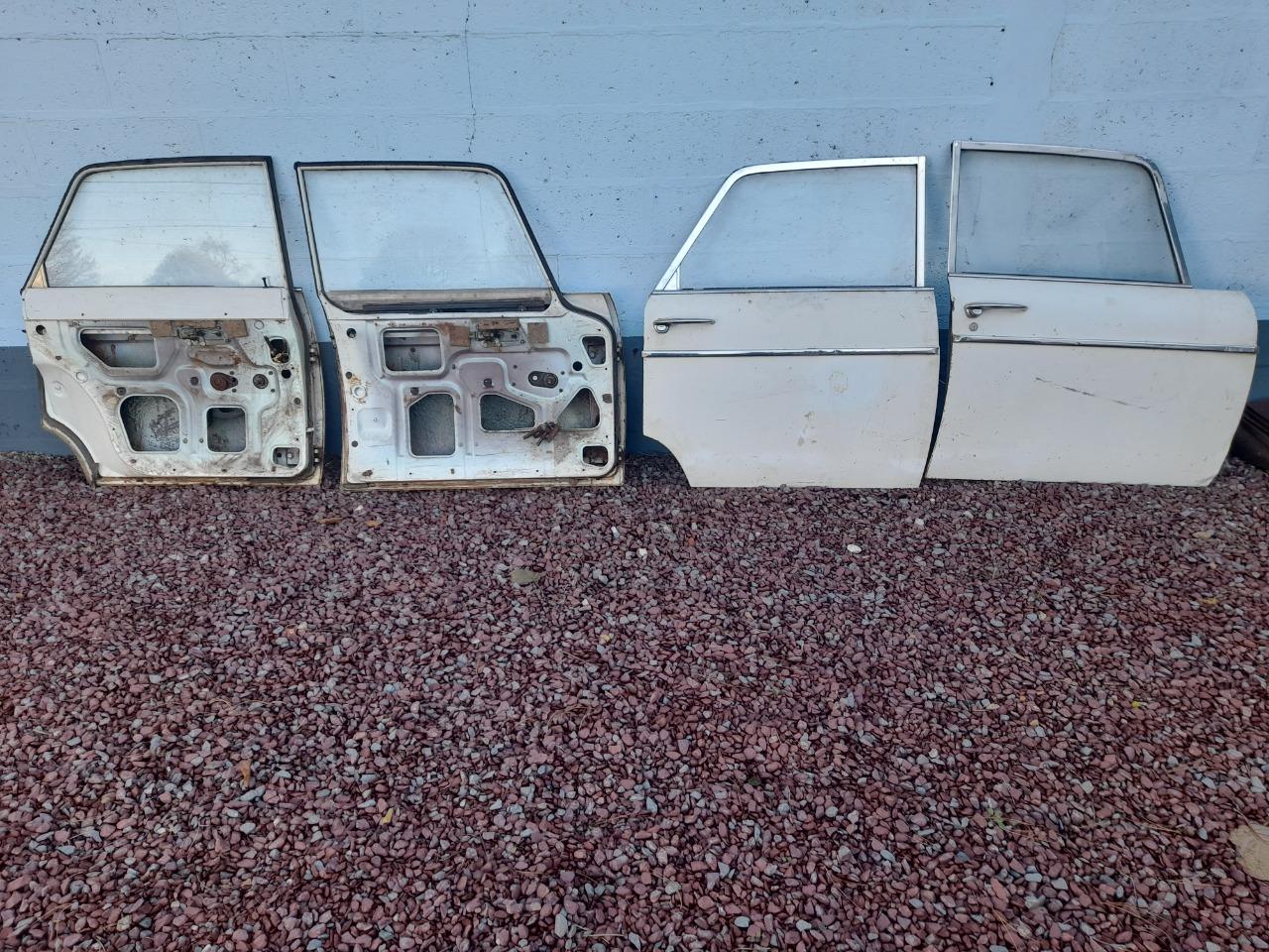 Pièces PEUGEOT 404 berline LesAnciennes.com