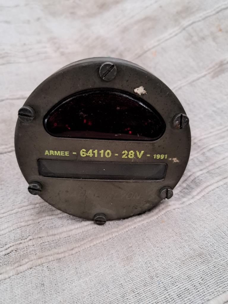 Feu JEEP Willys LesAnciennes.com