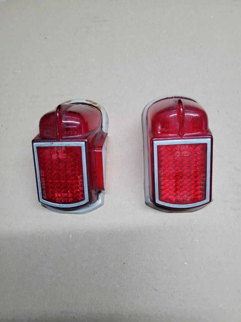 Feux Latéraux Seima 413 Pour Citroën 2CV - Neuf, Dans Leur Emballage D'origine