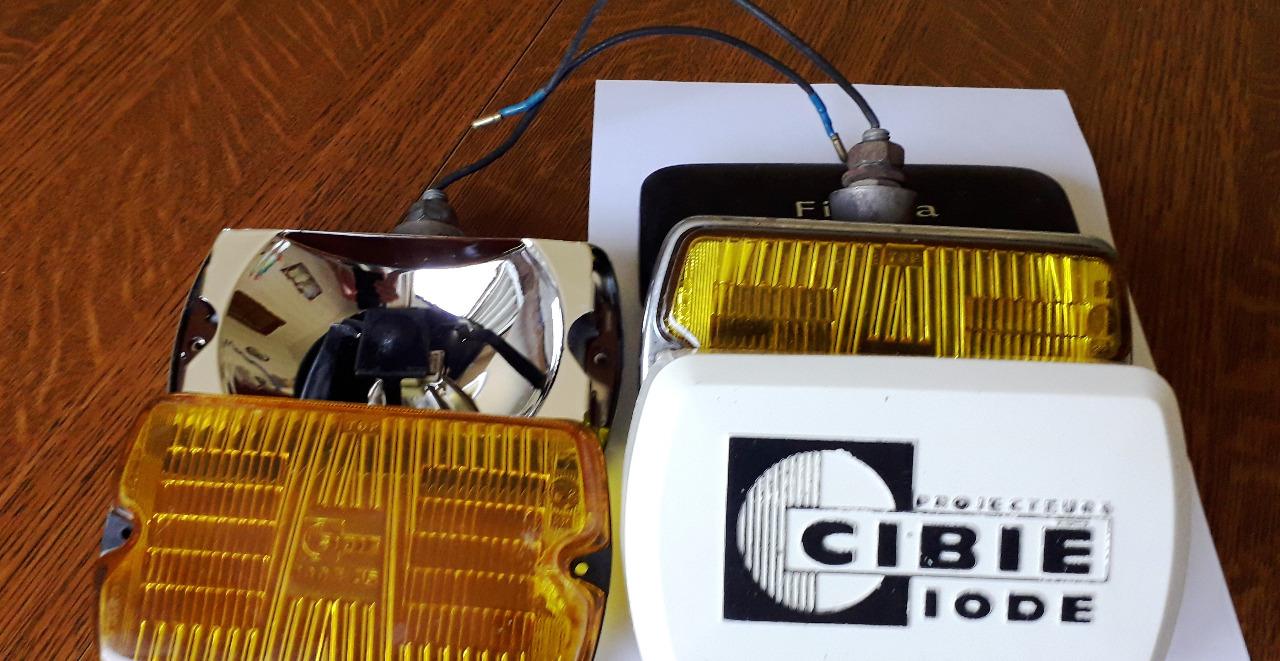 Projecteurs additionnels CIBIE Anti-brouillard LesAnciennes.com