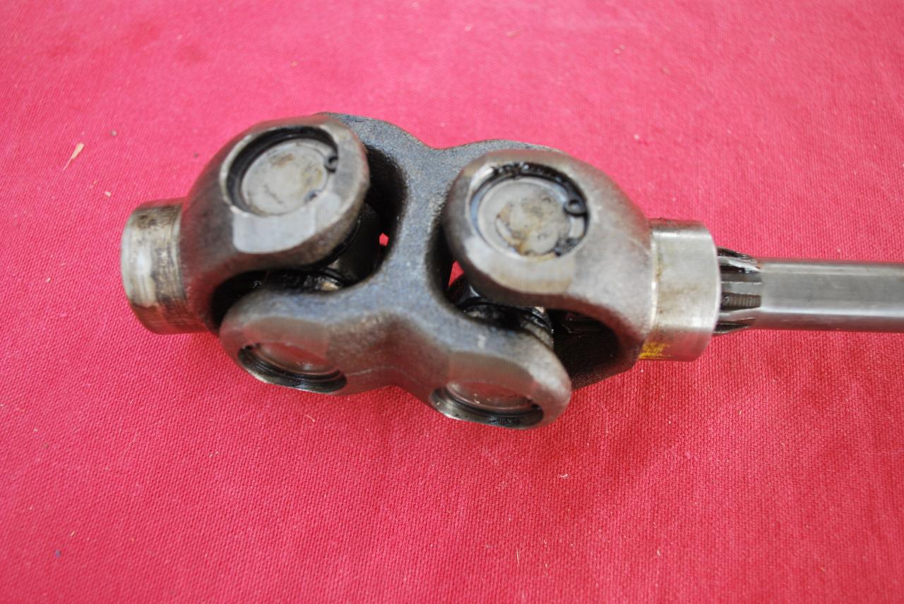 Transmission GUZZI California LesAnciennes.com