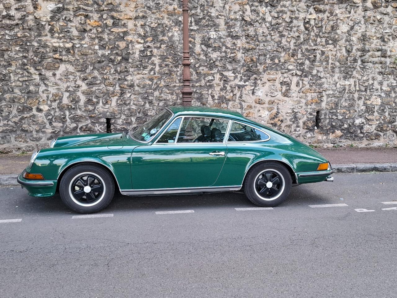 PORSCHE 911 E - 1972 LesAnciennes.com