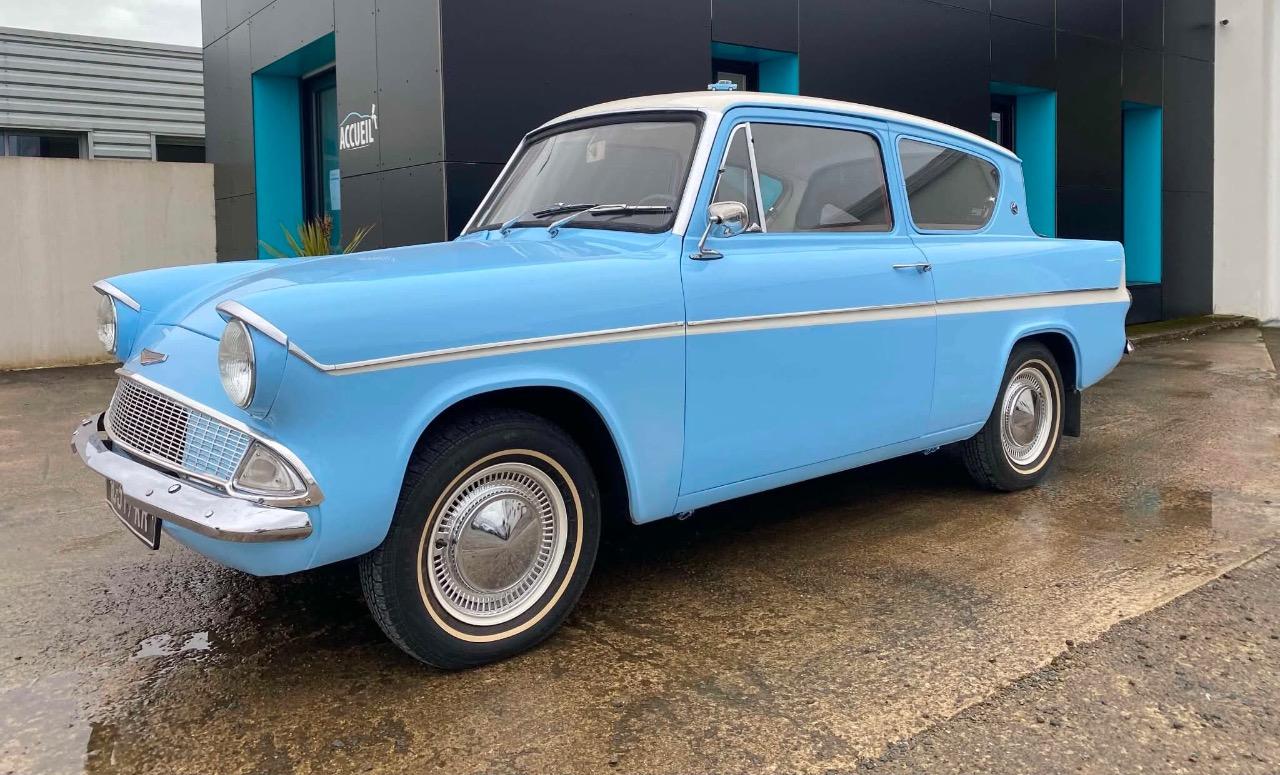 FORD Anglia 123E - 1964 LesAnciennes.com