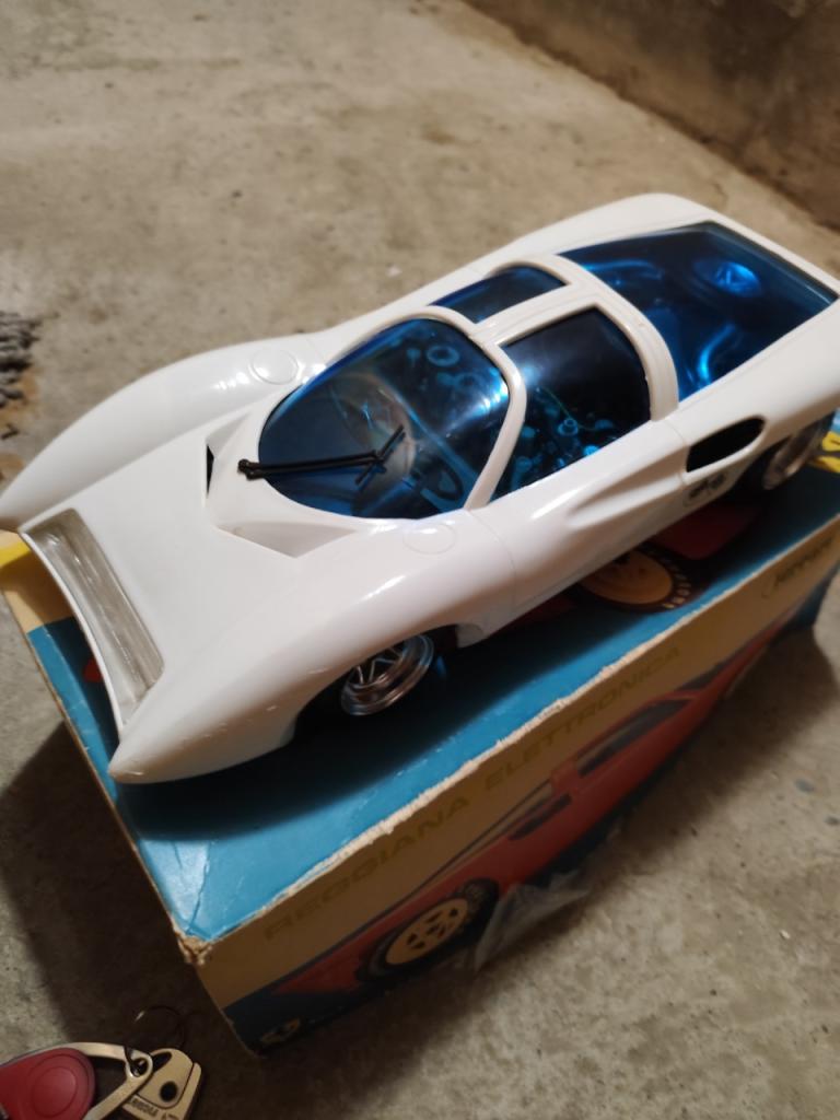 Ferrari LesAnciennes.com