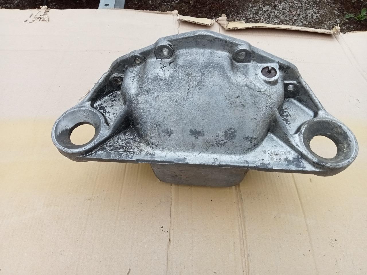 Carter TRIUMPH TR4 LesAnciennes.com