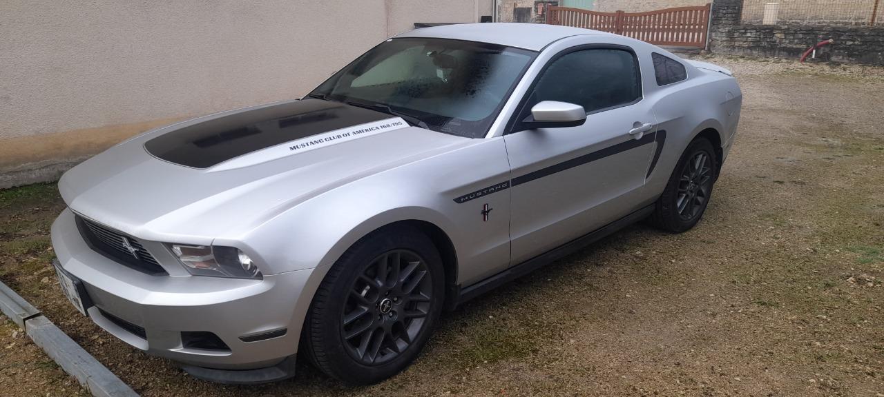 FORD Mustang MCA - 2011 LesAnciennes.com