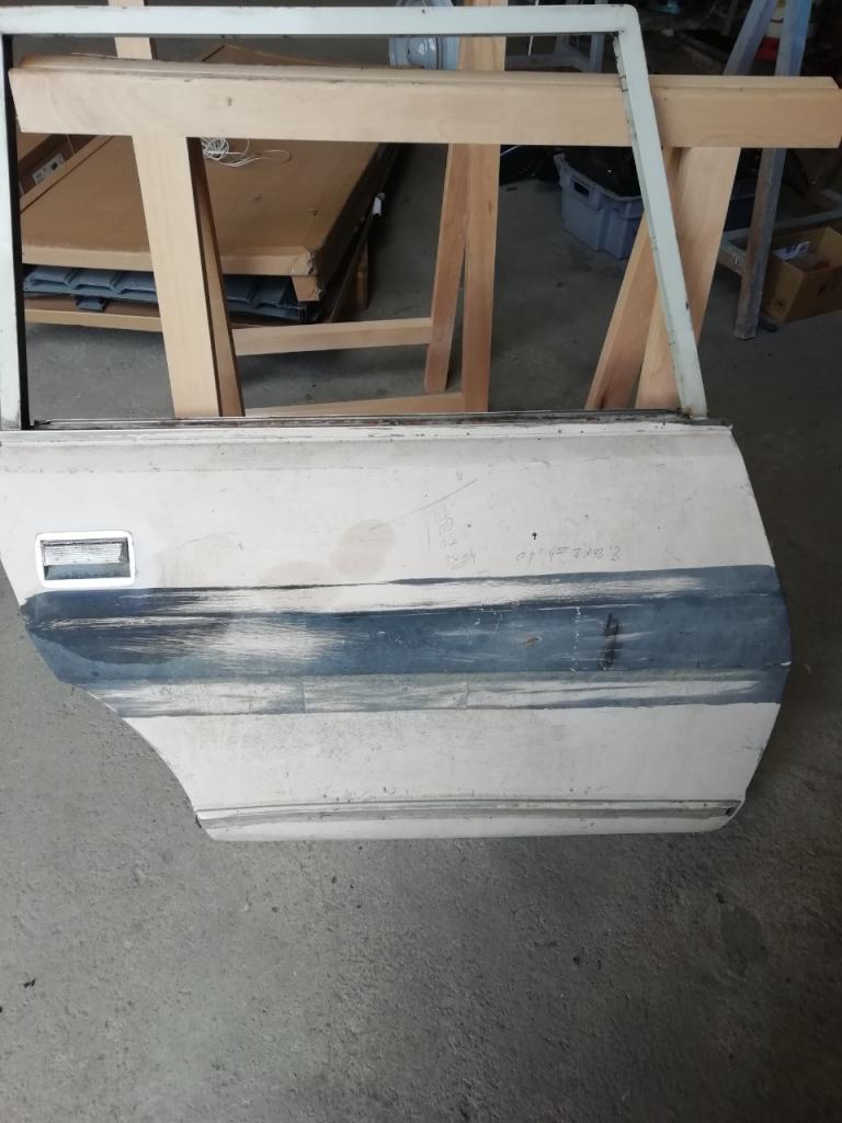 Porte CITROEN Ami 8 LesAnciennes.com