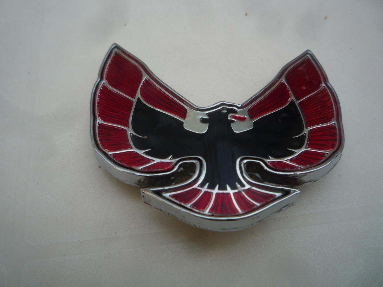 Insigne PONTIAC Firebird LesAnciennes.com