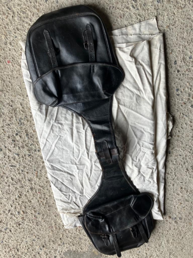 Sacoche HARLEY DAVIDSON WLA LesAnciennes.com