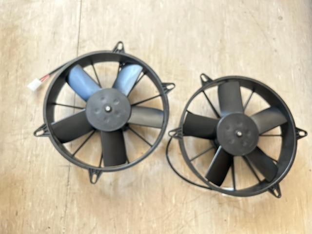 Ventilateur de radiateur Ferrari F40 LesAnciennes.com