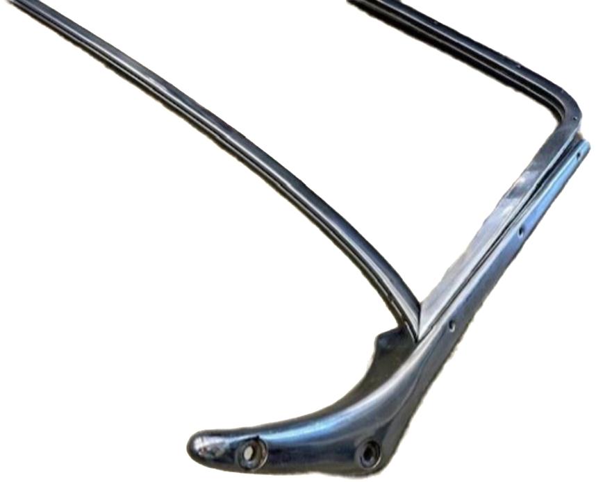 ENTOURAGE PAR BRISE TRIUMPH TR3 TR2 A TR3B LesAnciennes.com