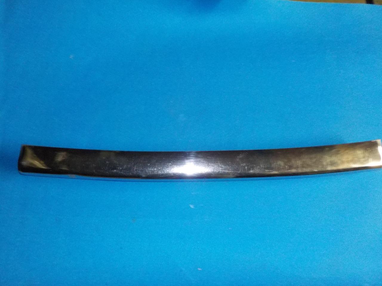 Lame pare choc RENAULT 8 (R8) LesAnciennes.com