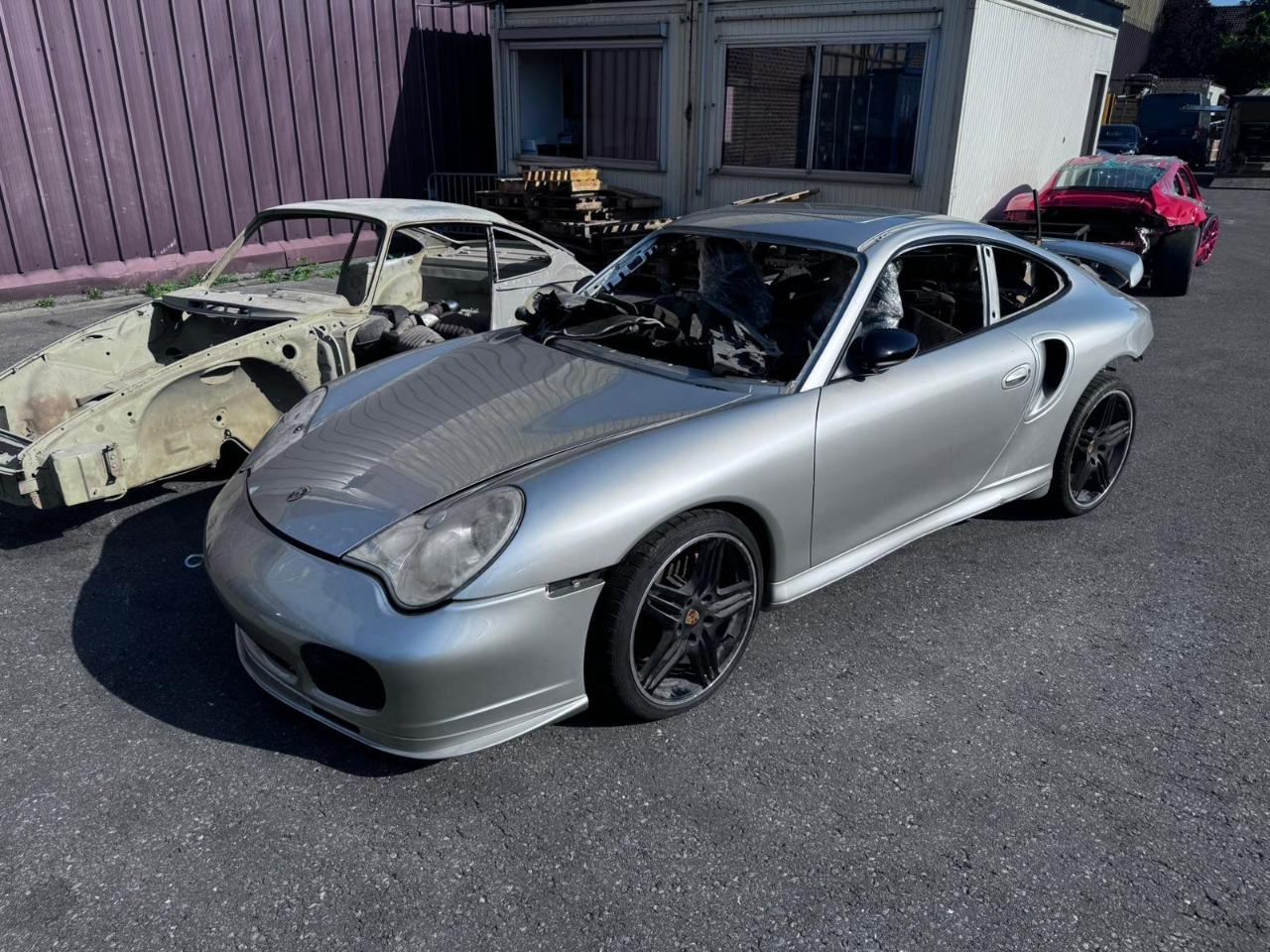 Projet PORSCHE 911 996 TURBO LesAnciennes.com