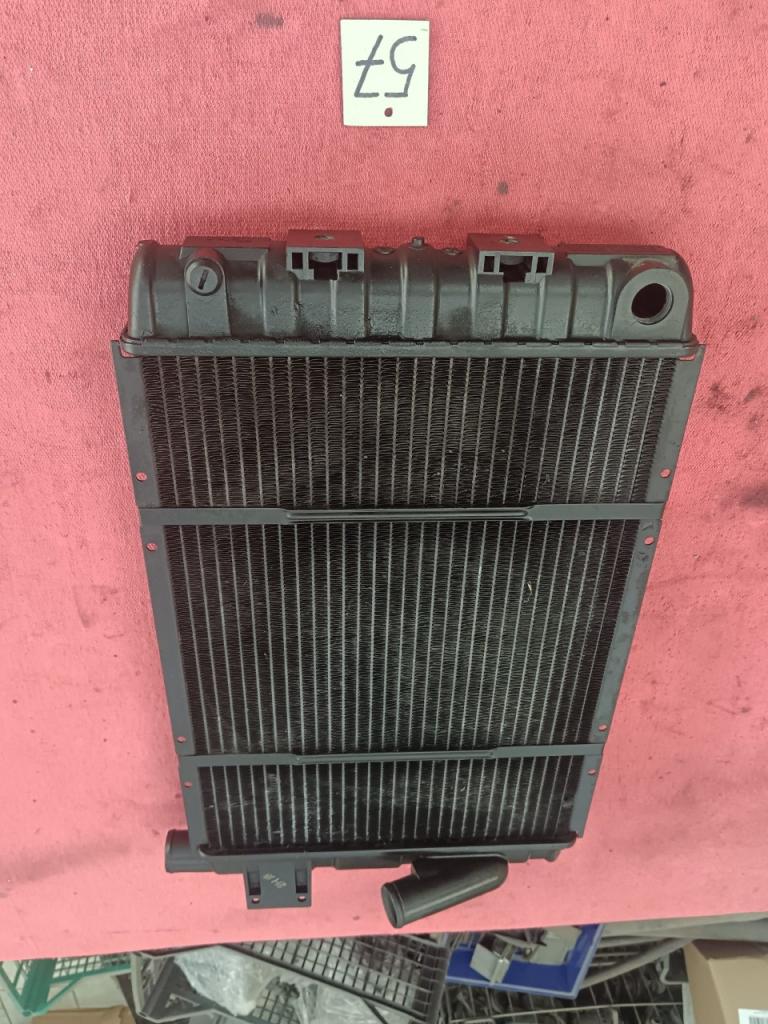 Radiateur gauche pour Ferrari 512 TR LesAnciennes.com