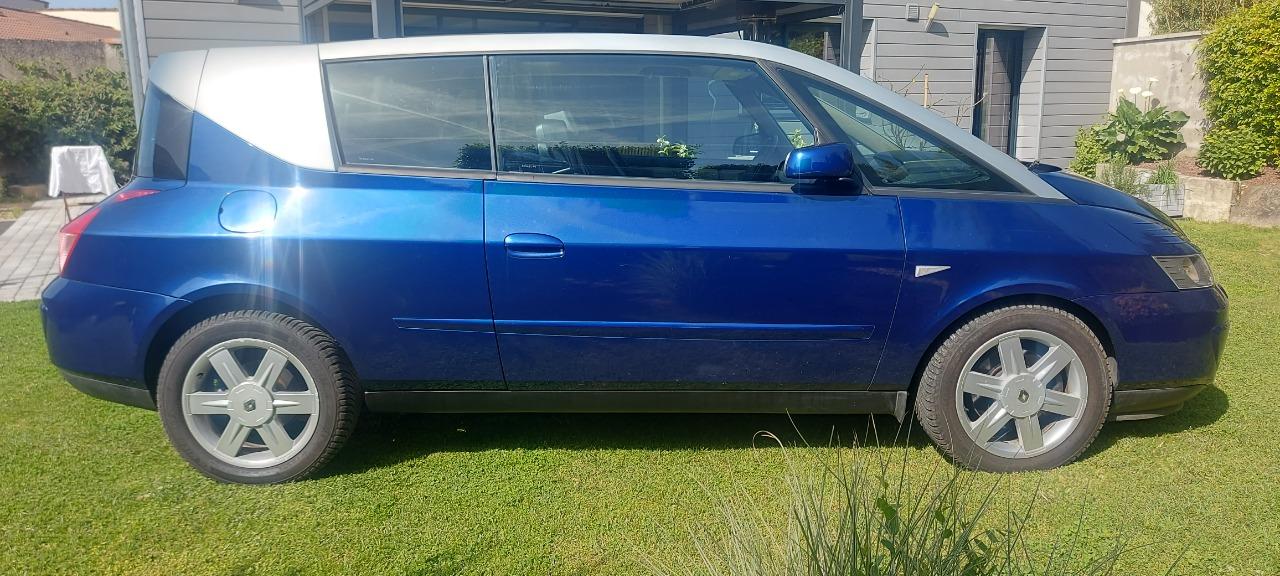 RENAULT AVANTIME PRIVILÈGE V6 BVA - 2002 LesAnciennes.com