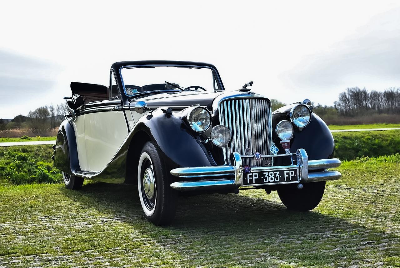1950 Jaguar MK V Drophead Coupé LesAnciennes.com