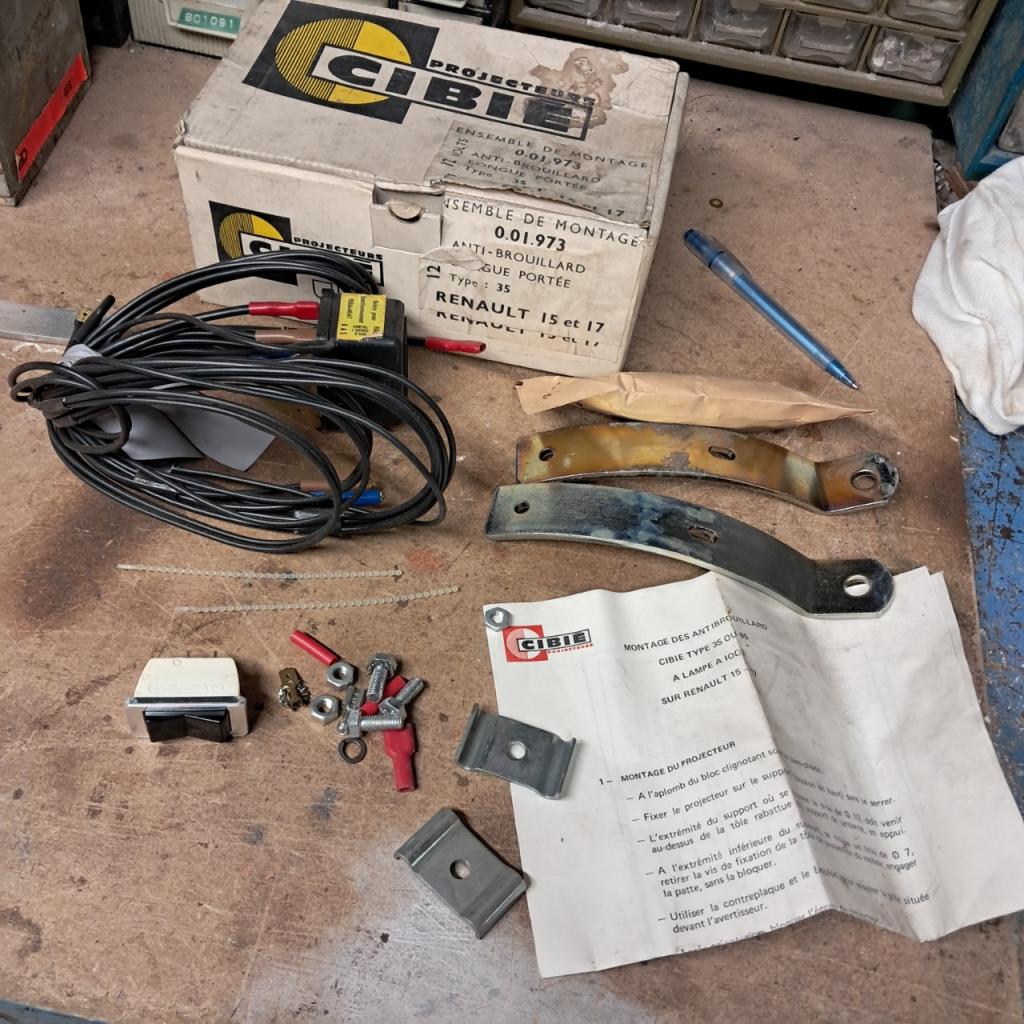 Faisceau ab et lp RENAULT 15 (R15) et 17 cibié 35 LesAnciennes.com