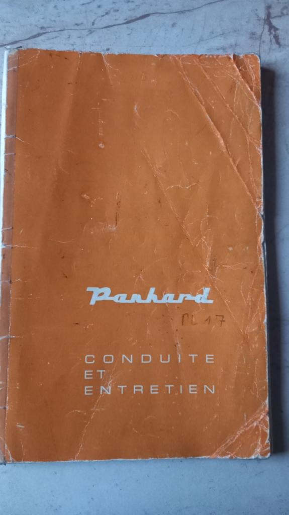 Documentation sur voitures ¨PANHARD LesAnciennes.com