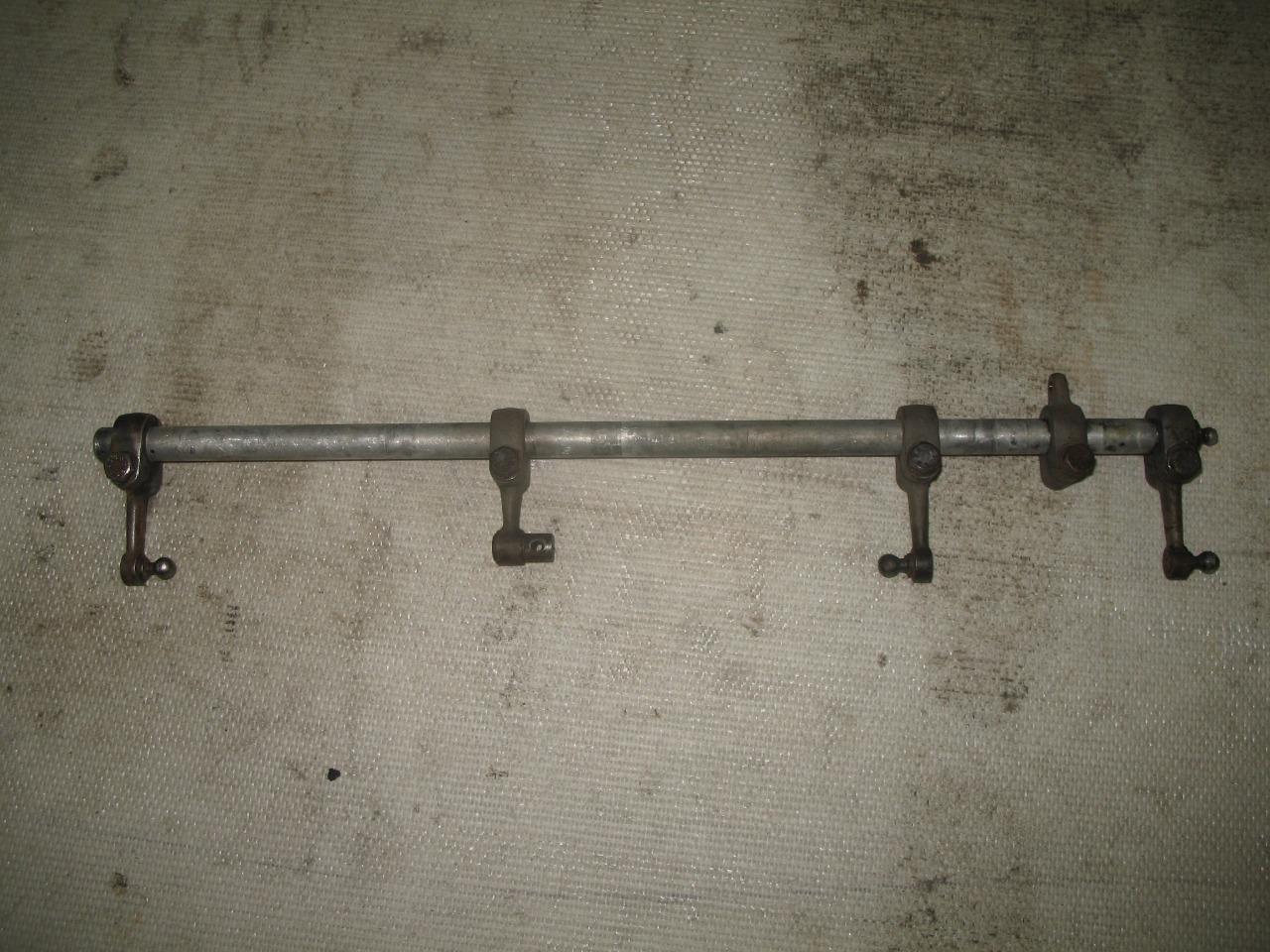 Tringlerie ALFA ROMEO 2600 LesAnciennes.com