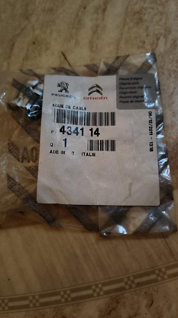 Agrafe / clip de maintien de câble Citroën Peugeot LesAnciennes.com