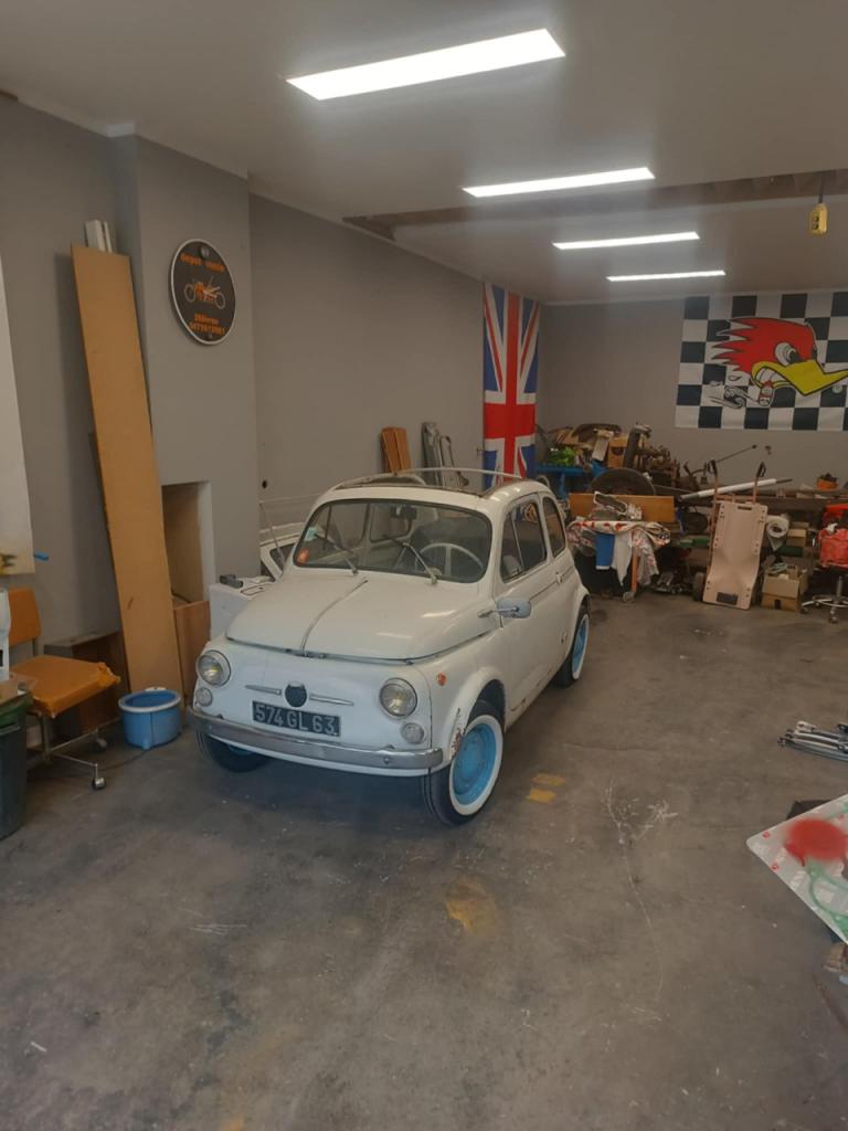 FIAT 500 nuova - 1961 LesAnciennes.com