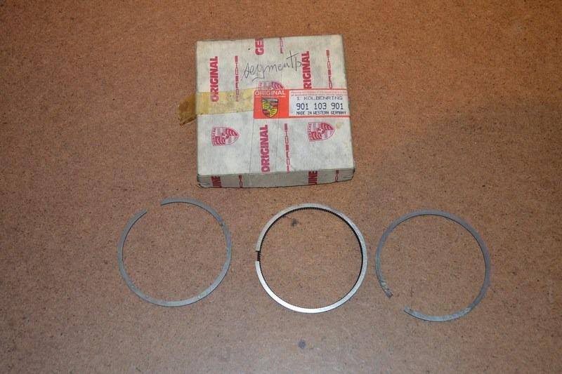 Jeu segments SCHMIDT PORSCHE 911 2L T 1968-69 LesAnciennes.com