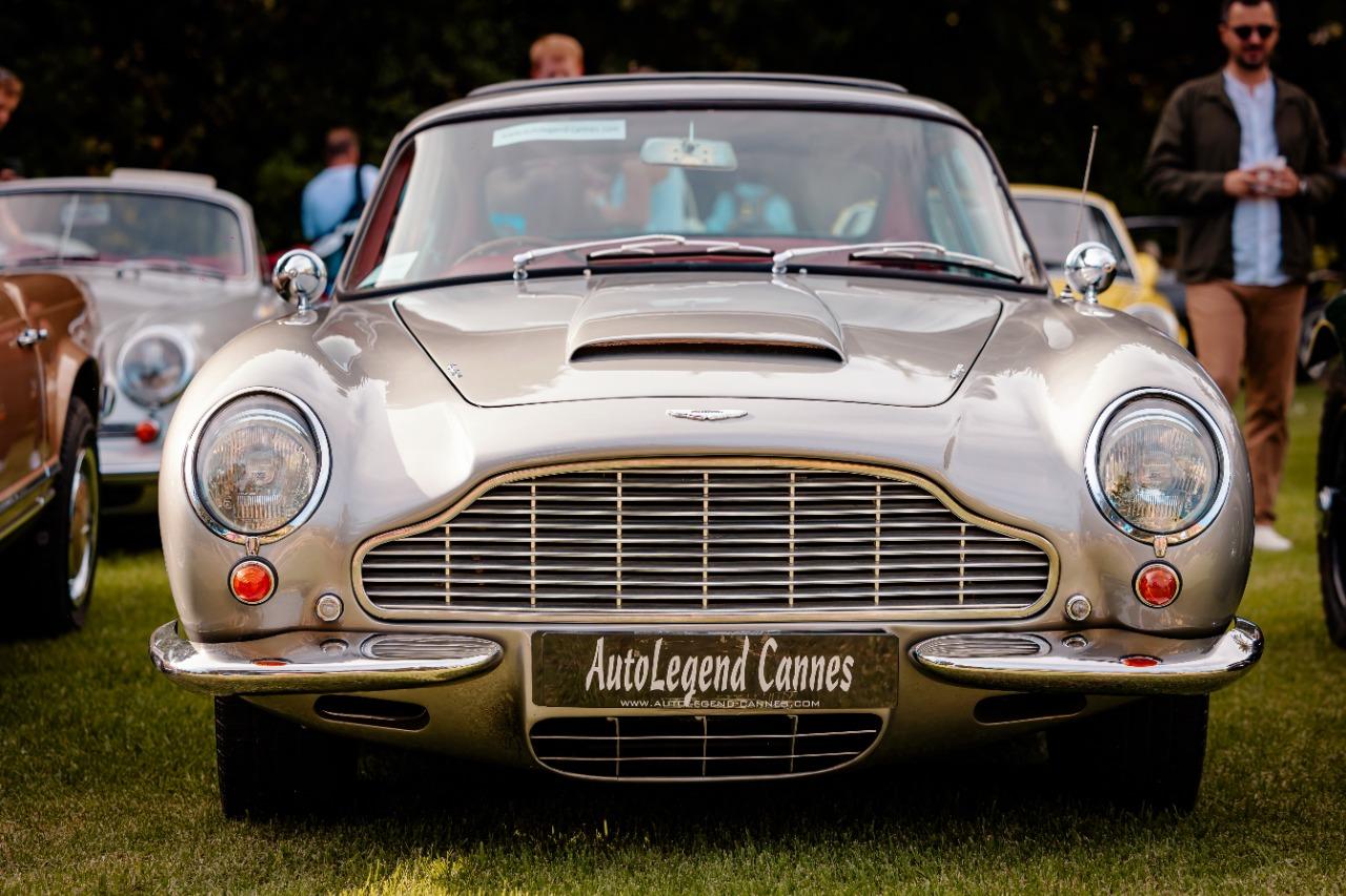 ASTON MARTIN DB6 Saloon Superleggera - 1969 LesAnciennes.com