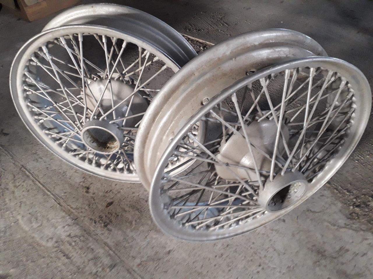 Roues DELAHAYE 135 LesAnciennes.com