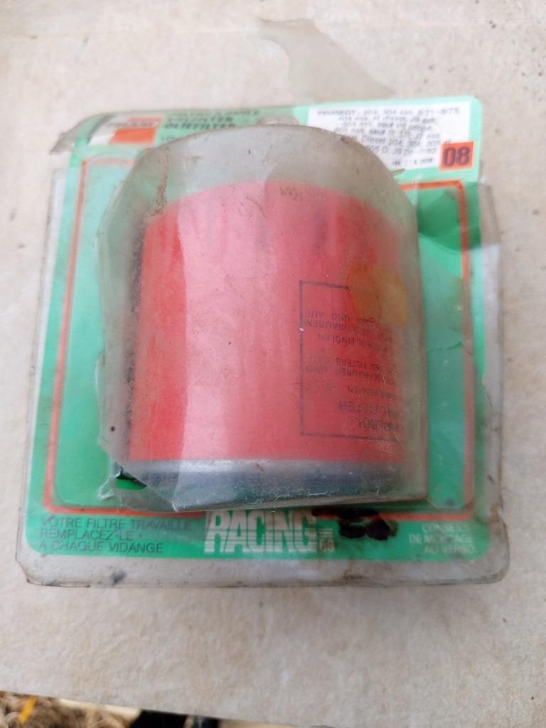 Filtre neuf PEUGEOT 204 LesAnciennes.com