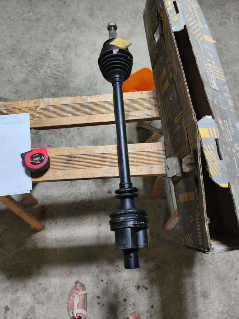 Pièces RENAULT 25 (R25) LesAnciennes.com