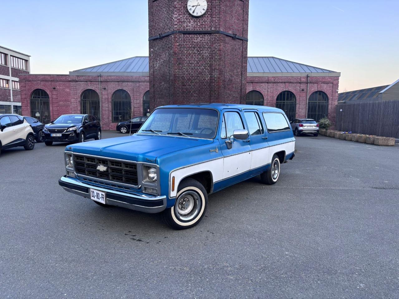 CHEVROLET Suburban 7.4 V8 454 - 1979 LesAnciennes.com