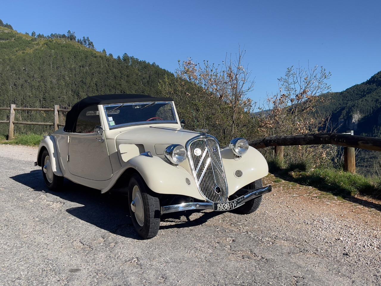 CITROEN Traction 11 AL Cabriolet - 1936 LesAnciennes.com