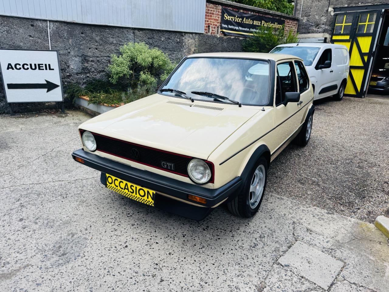 VOLKSWAGEN Golf 1600cm3 GTi boite 5 - 1982 LesAnciennes.com
