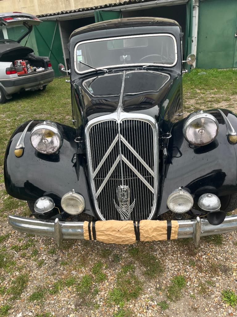 CITROEN Traction 15/6 H - 1955 LesAnciennes.com