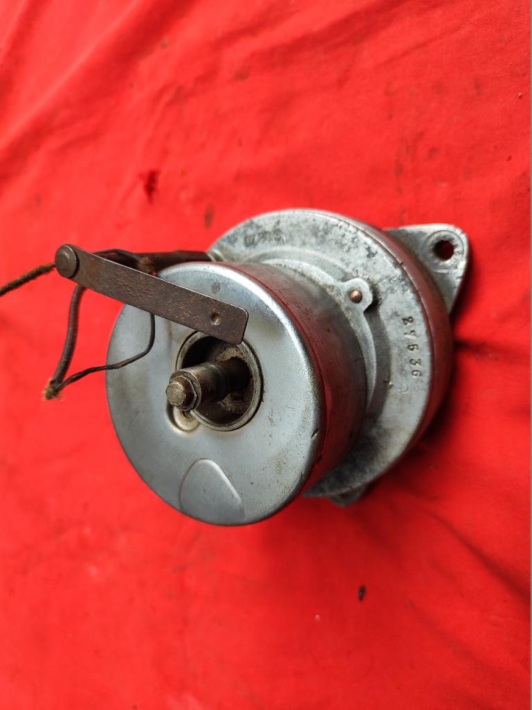 Allumage / alternateur PUCH 250 S4 - DZ 30 S LesAnciennes.com