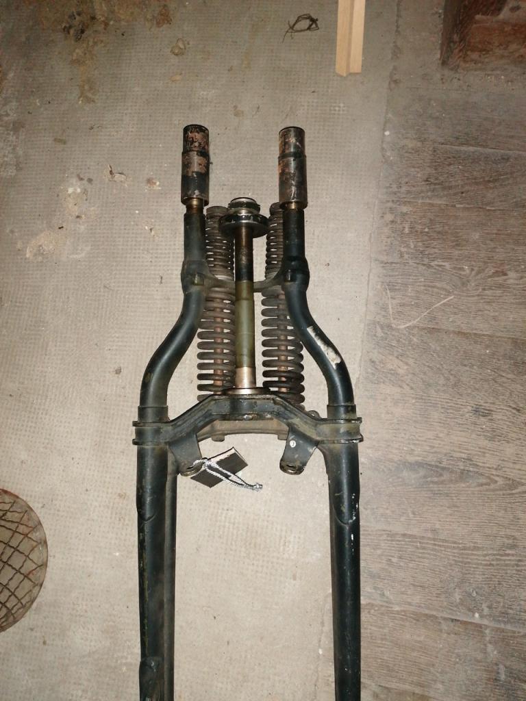 Fourche HARLEY DAVIDSON WLA LesAnciennes.com