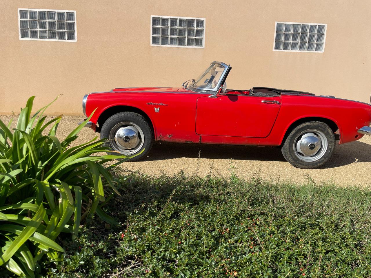 HONDA S800 CABRIOLET - 1967 LesAnciennes.com