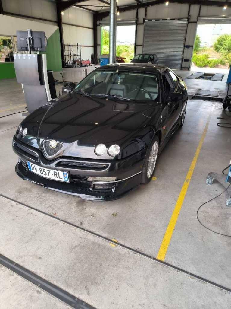 ALFA ROMEO GTV 916 COUPER - 1998 LesAnciennes.com