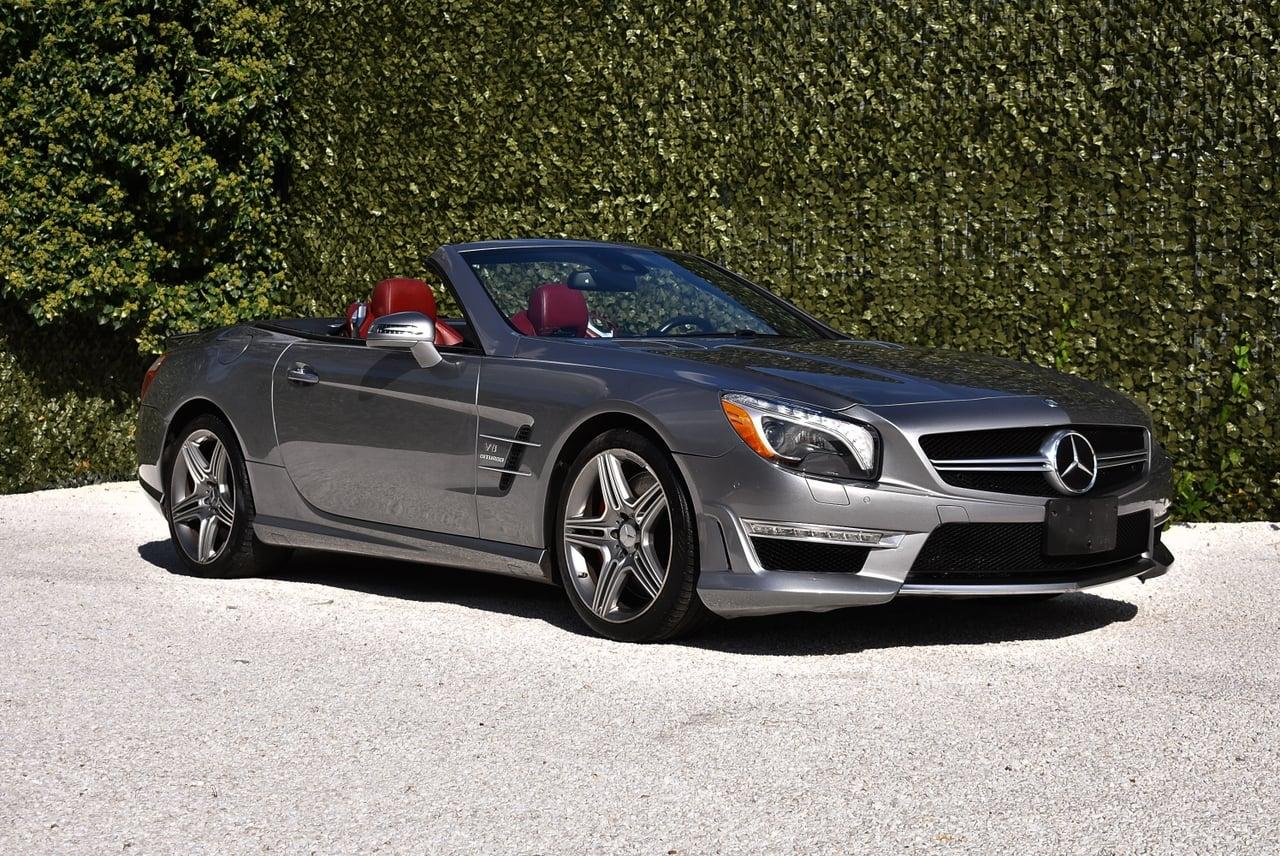 2013 Mercedes-Benz R231 SL63 AMG "Glass Sunroof" Convertible 5,5L V8 Performance LesAnciennes.com