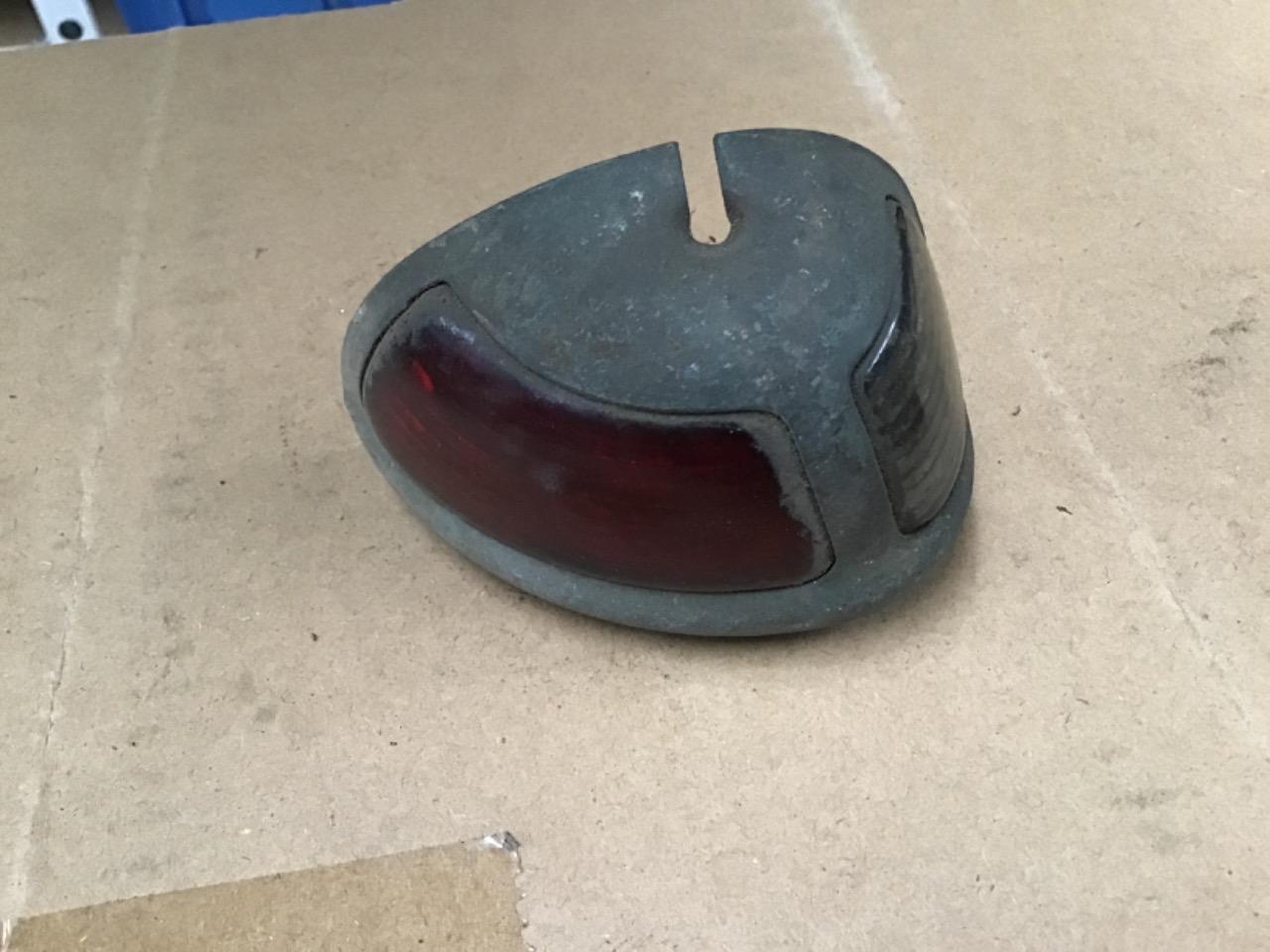 CG RENAULT 4CV . LesAnciennes.com