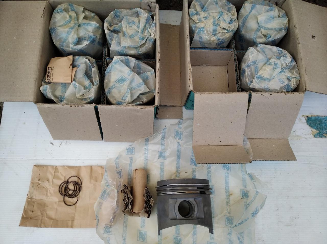 Pièces MERCEDES v8 3.5l M116 jeu de pistons LesAnciennes.com