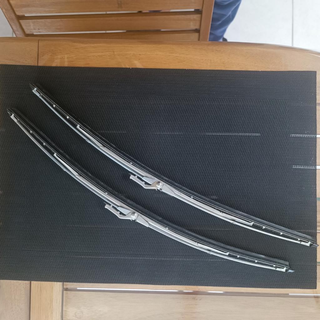 Balais essuie glace MASERATI Bora 71-78 LesAnciennes.com